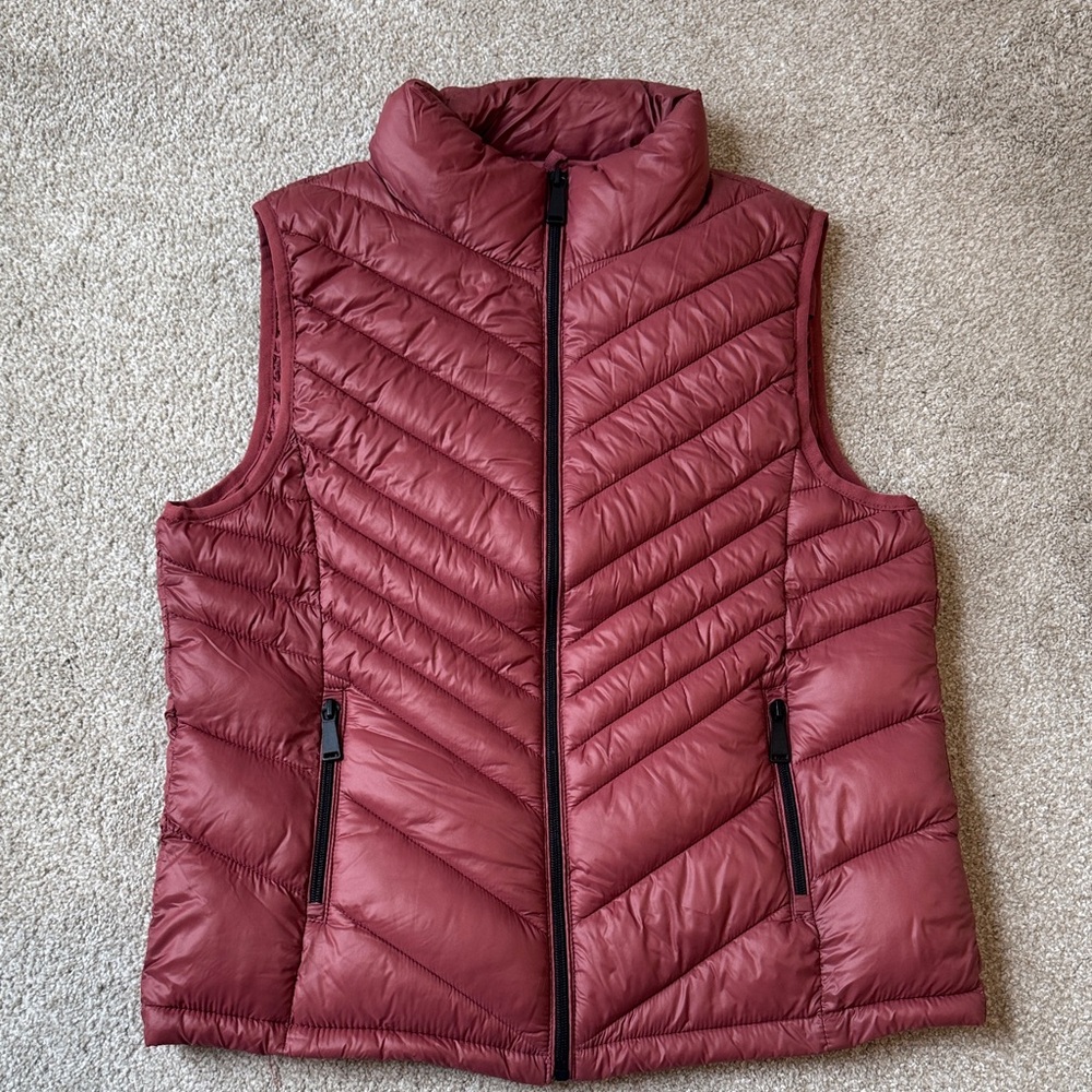 Love Tree Women's Quilted Packable Puffer Vest Size Medium Dark Pink